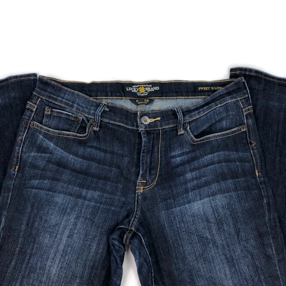 Lucky Brand Women's Size 6/28 Sweet N Low Dark Wash Distressed Bootcut J… - Picture 4 of 12